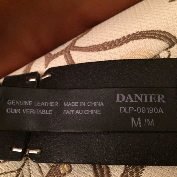 DANIER BLACK LEATHER BELT - Picture 5 of 7